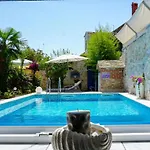 بيت للعطل Vinci 1906 *