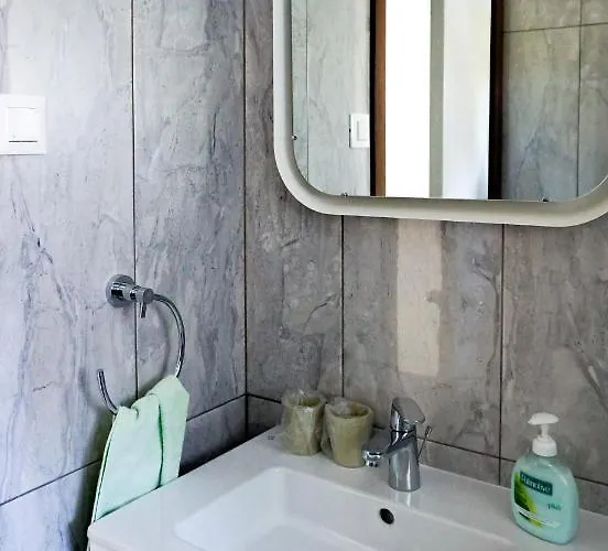 Semesterbostad Vinci 1906 *